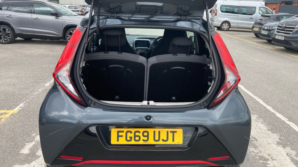 Toyota Aygo 1.0 VVT-i X-Trend 5dr Petrol Hatchback - Image 4