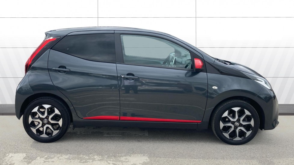 Toyota Aygo 1.0 VVT-i X-Trend 5dr Petrol Hatchback - Image 5
