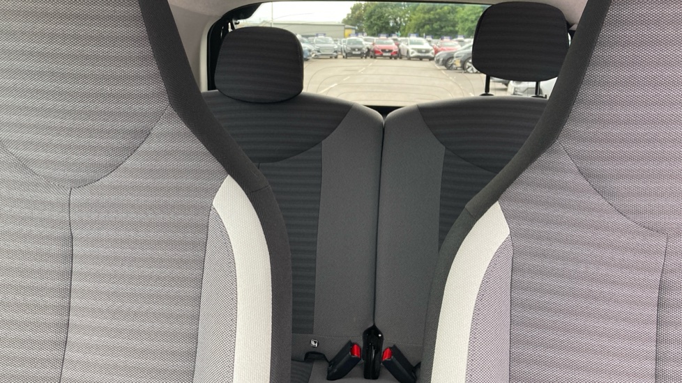 Toyota Aygo 1.0 VVT-i X-Trend 5dr Petrol Hatchback - Image 15