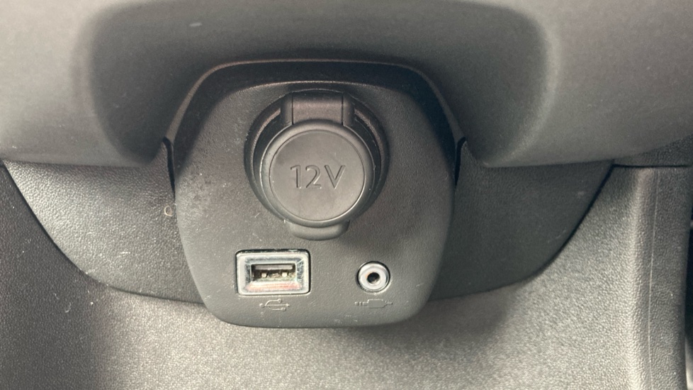 Toyota Aygo 1.0 VVT-i X-Trend 5dr Petrol Hatchback - Image 22
