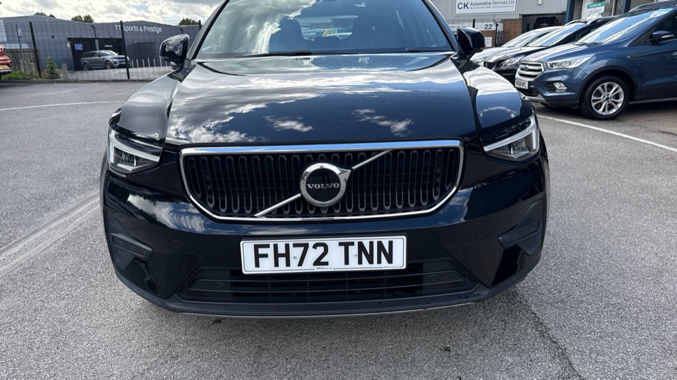 Volvo XC40 2.0 B3P Core 5dr Auto Petrol Estate - Image 21