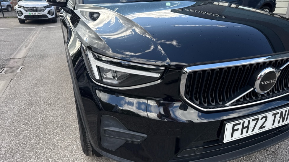 Volvo XC40 2.0 B3P Core 5dr Auto Petrol Estate - Image 22