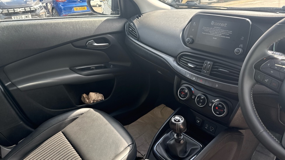 Fiat Tipo 1.4 T-Jet [120] S Design 5dr Petrol Hatchback - Image 14
