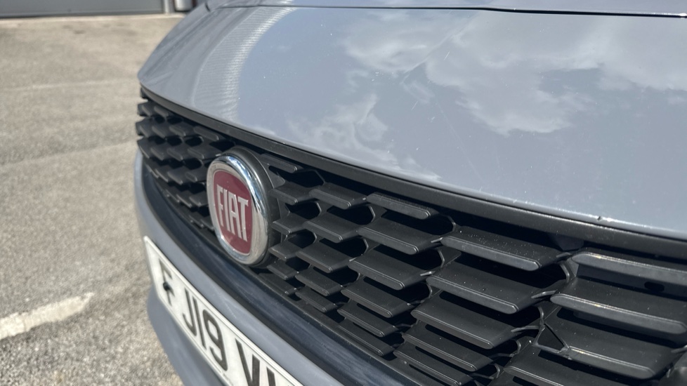 Fiat Tipo 1.4 T-Jet [120] S Design 5dr Petrol Hatchback - Image 37