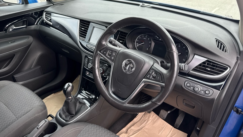 Vauxhall Mokka X 1.6i Active 5dr Petrol Hatchback - Image 11