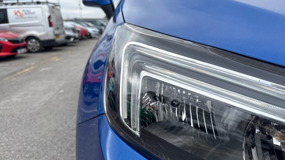Vauxhall Mokka X 1.6i Active 5dr Petrol Hatchback - Image 23