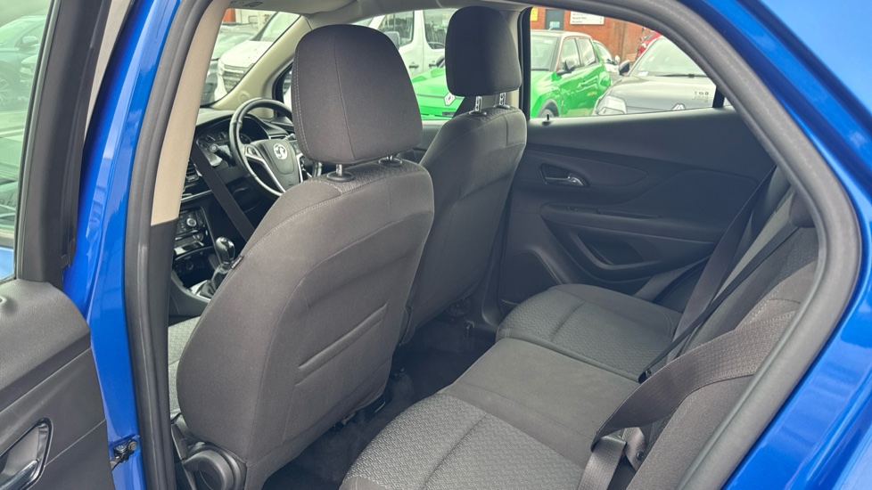 Vauxhall Mokka X 1.6i Active 5dr Petrol Hatchback - Image 27