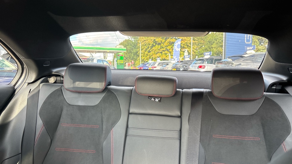 Mercedes-Benz A-Class A180 AMG Line Executive 4dr Auto Petrol Saloon - Image 15