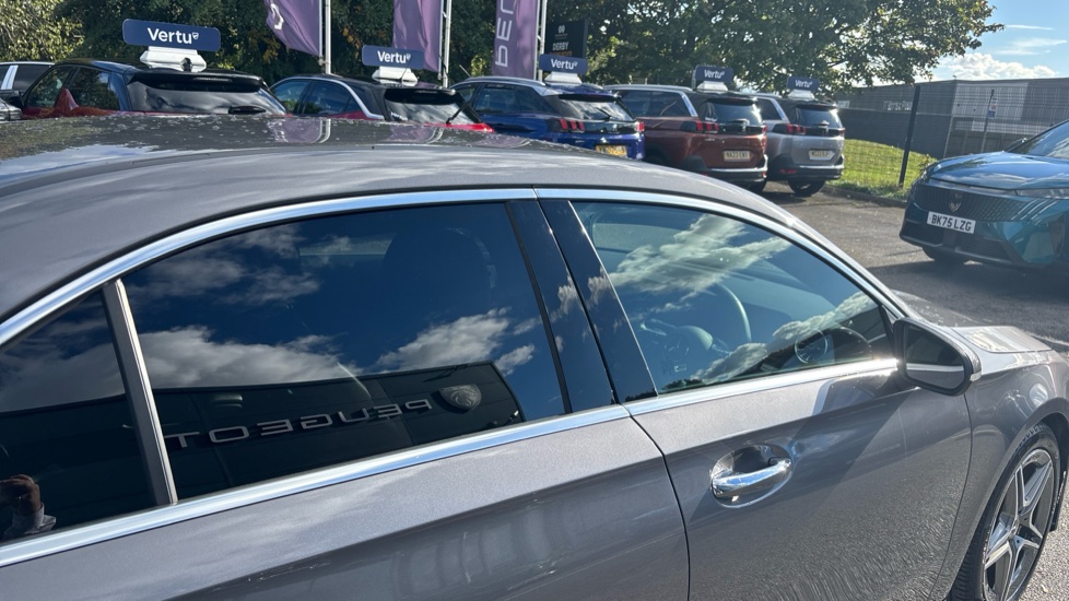 Mercedes-Benz A-Class A180 AMG Line Executive 4dr Auto Petrol Saloon - Image 22