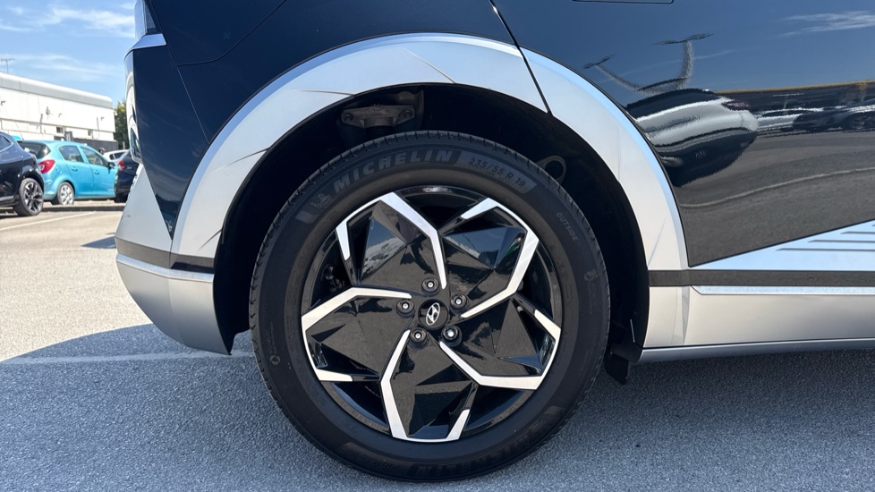 Hyundai IONIQ 5 125kW Premium 58 kWh 5dr Auto [Part Leather] Electric Hatchback - Image 7