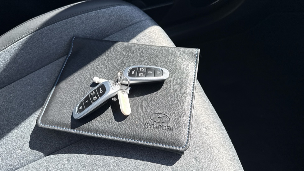 Hyundai IONIQ 5 125kW Premium 58 kWh 5dr Auto [Part Leather] Electric Hatchback - Image 19