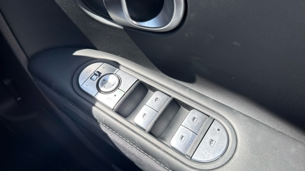 Hyundai IONIQ 5 125kW Premium 58 kWh 5dr Auto [Part Leather] Electric Hatchback - Image 25
