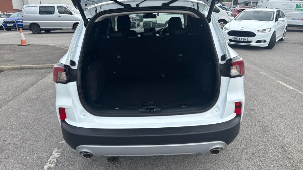 Ford Kuga 1.5 EcoBoost 150 Titanium Edition 5dr Petrol Estate - Image 4