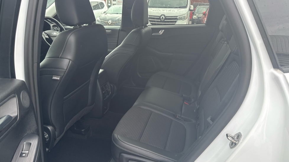 Ford Kuga 1.5 EcoBoost 150 Titanium Edition 5dr Petrol Estate - Image 16
