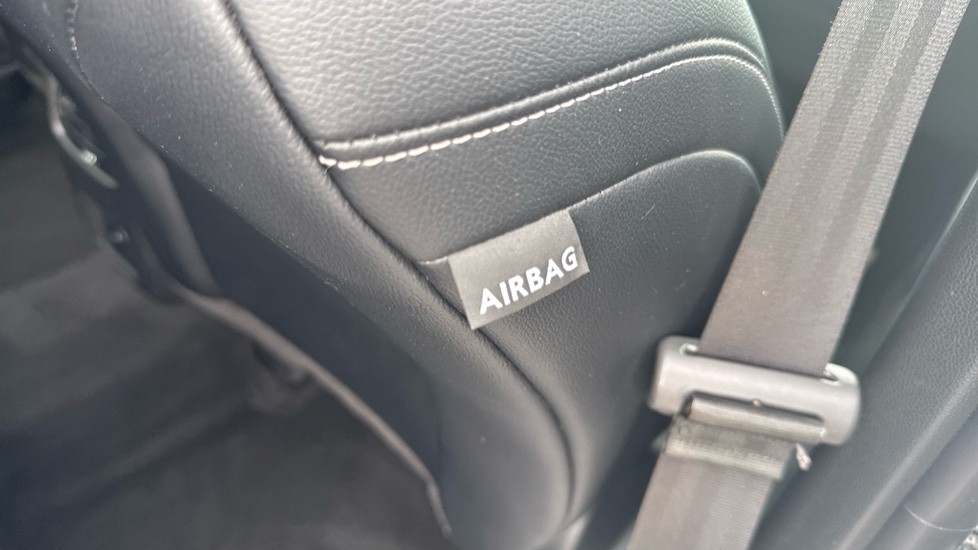 Ford Kuga 1.5 EcoBoost 150 Titanium Edition 5dr Petrol Estate - Image 24