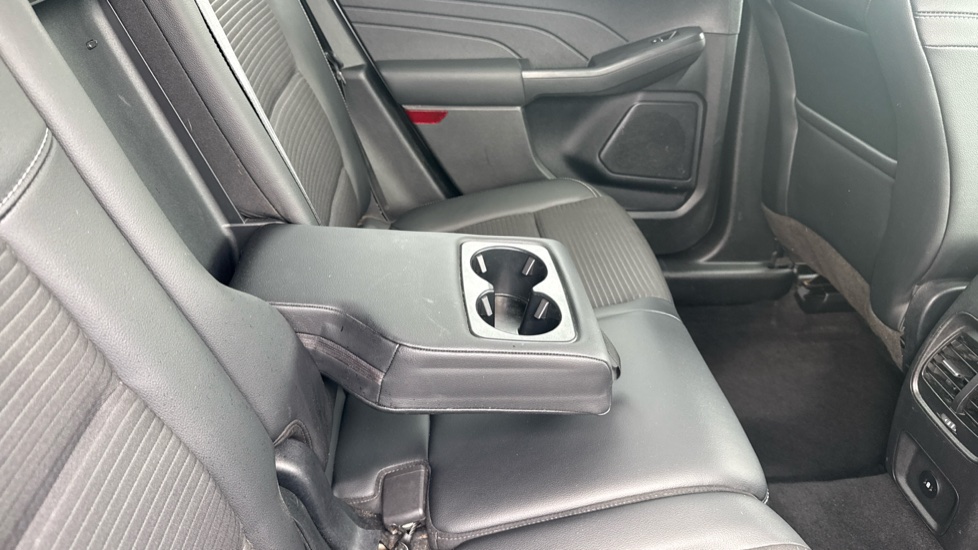 Ford Kuga 1.5 EcoBoost 150 Titanium Edition 5dr Petrol Estate - Image 26