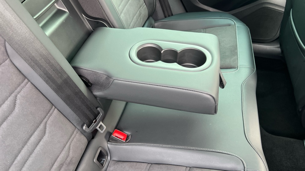 SEAT Ateca 1.5 TSI EVO Xperience 5dr Petrol Estate - Image 30
