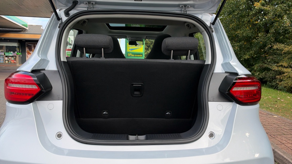 Leapmotor T03 70kW 37kWh 5dr Auto Electric Hatchback - Image 4