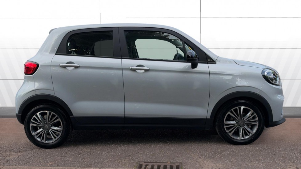 Leapmotor T03 70kW 37kWh 5dr Auto Electric Hatchback - Image 5