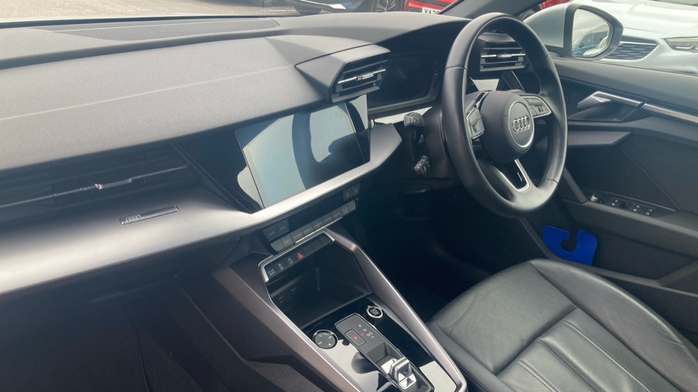 Audi A3 35 TFSI Sport 5dr S Tronic Petrol Hatchback - Image 9