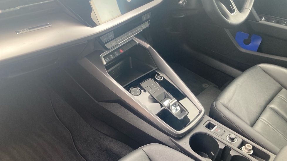 Audi A3 35 TFSI Sport 5dr S Tronic Petrol Hatchback - Image 13