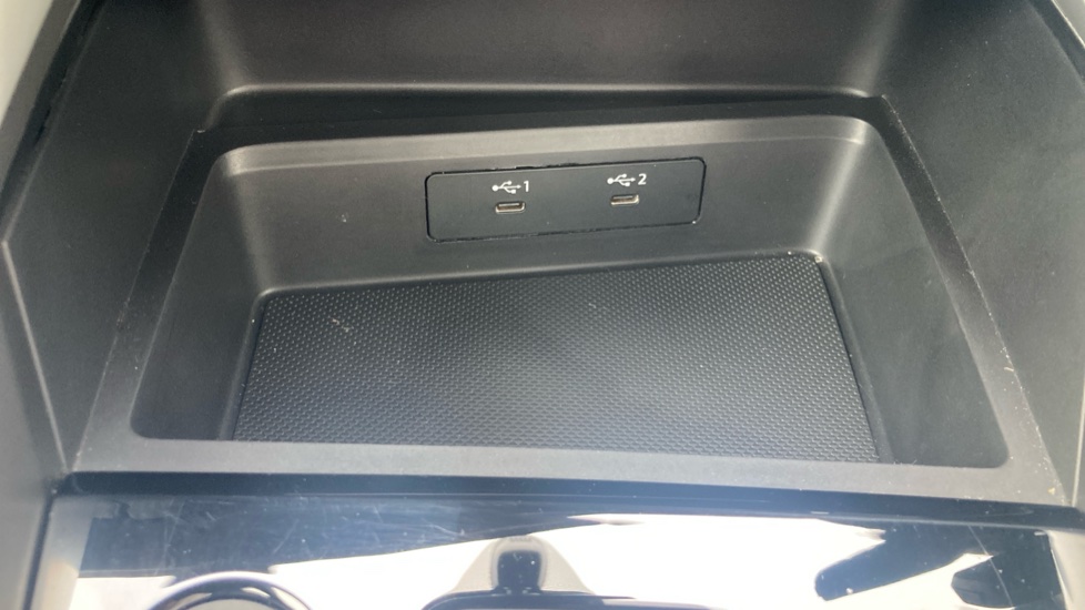 Audi A3 35 TFSI Sport 5dr S Tronic Petrol Hatchback - Image 25