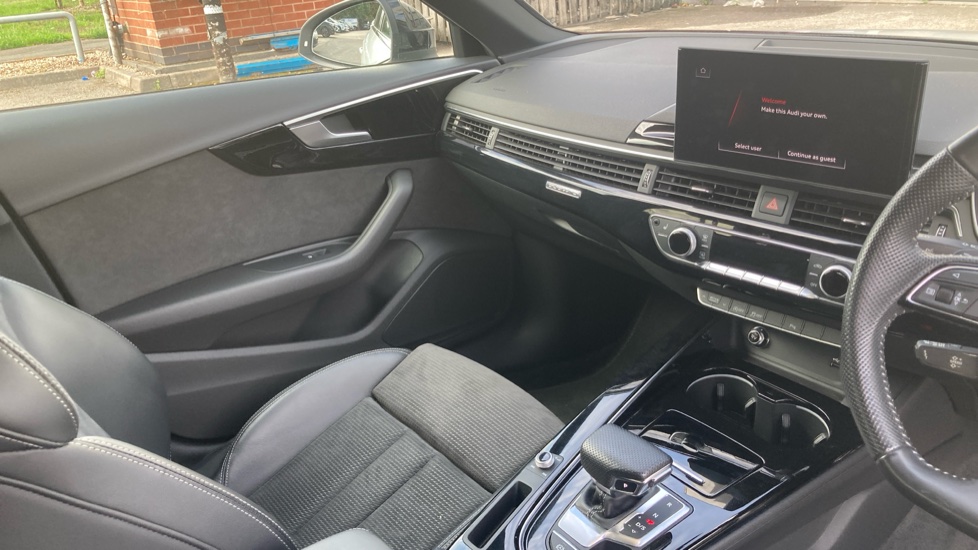 Audi A4 40 TDI Quattro Black Edition 5dr S Tronic Diesel Estate - Image 14