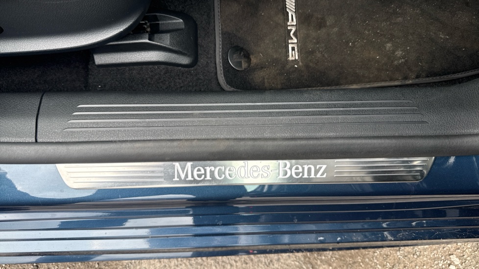 Mercedes-Benz A-Class A200d AMG Line Premium Plus 4dr Auto Diesel Saloon - Image 31