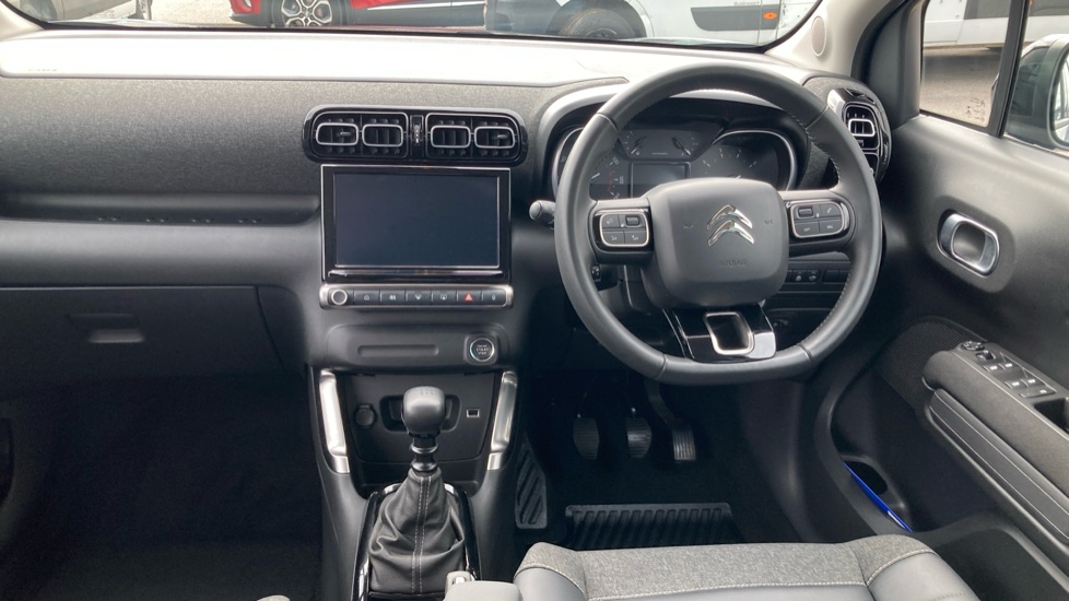 Citroen C3 Aircross 1.2 PureTech 110 Shine Plus 5dr Petrol Hatchback - Image 10