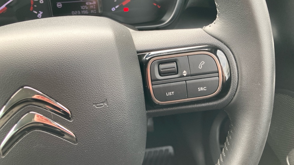 Citroen C3 Aircross 1.2 PureTech 110 Shine Plus 5dr Petrol Hatchback - Image 23