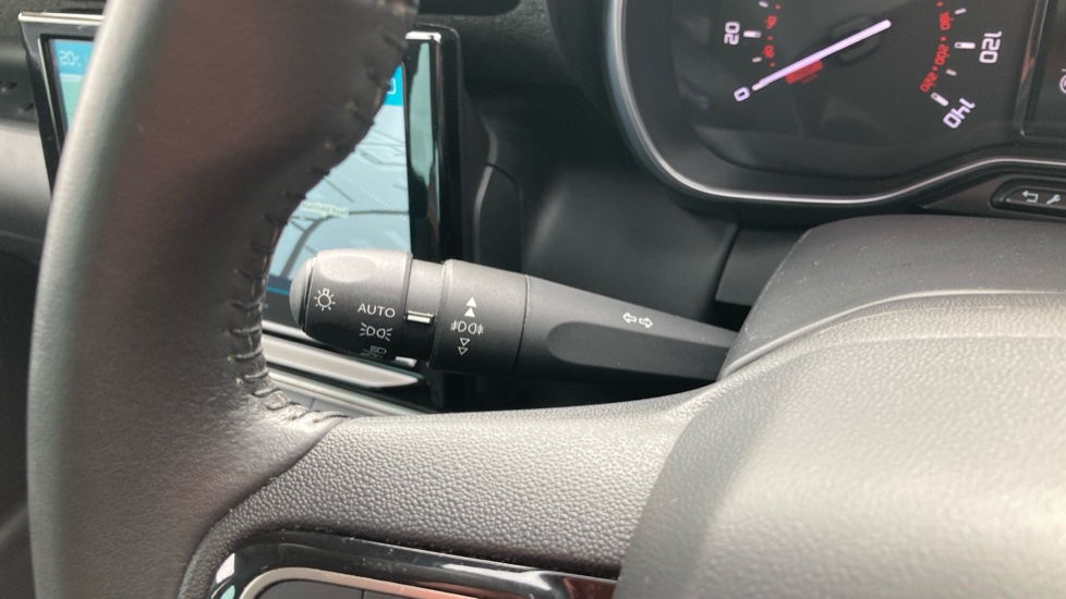 Citroen C3 Aircross 1.2 PureTech 110 Shine Plus 5dr Petrol Hatchback - Image 24