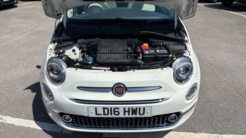 Fiat 500 1.2 Lounge 3dr Petrol Hatchback - Image 8
