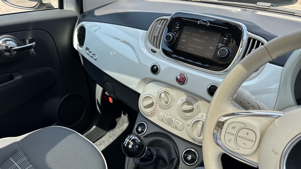 Fiat 500 1.2 Lounge 3dr Petrol Hatchback - Image 14