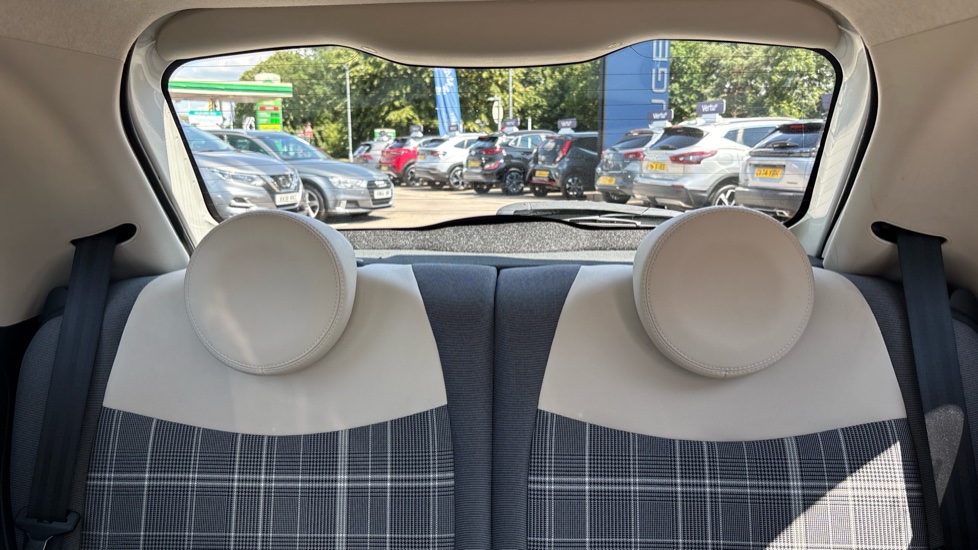 Fiat 500 1.2 Lounge 3dr Petrol Hatchback - Image 15