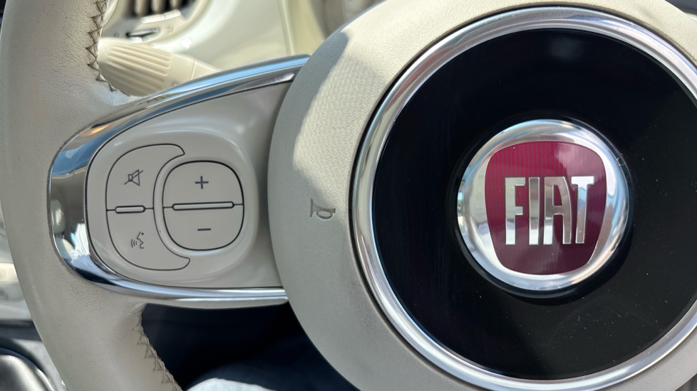 Fiat 500 1.2 Lounge 3dr Petrol Hatchback - Image 28