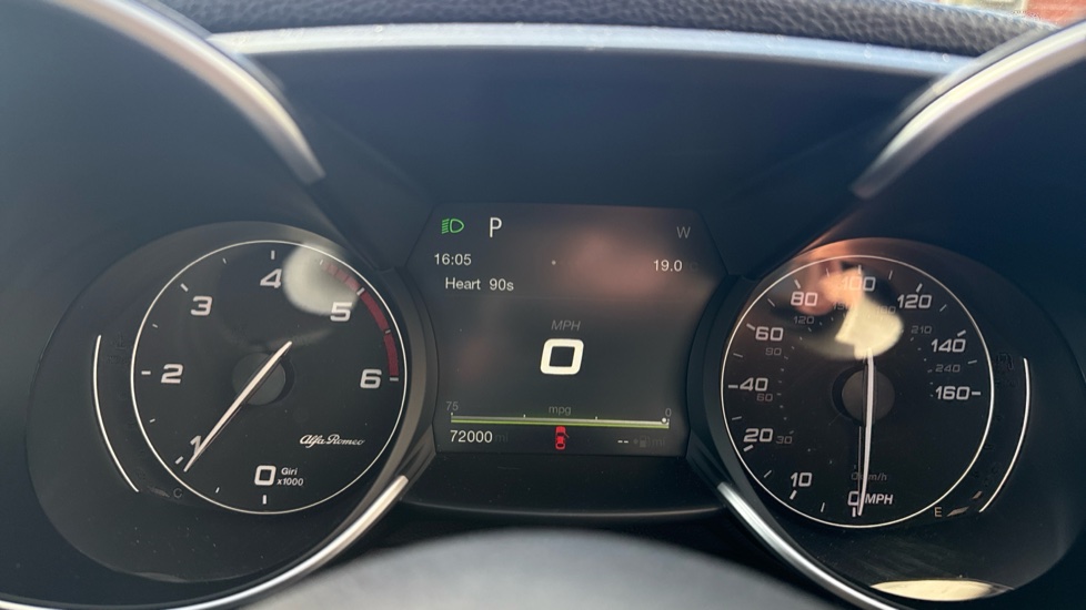 Alfa Romeo Giulia 2.2 JTDM-2 180 Speciale 4dr Auto Diesel Saloon - Image 18
