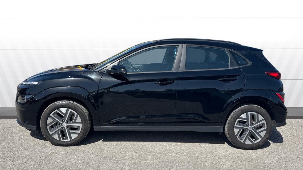 Hyundai KONA 100kW SE Connect 39kWh 5dr Auto Electric Hatchback - Image 5