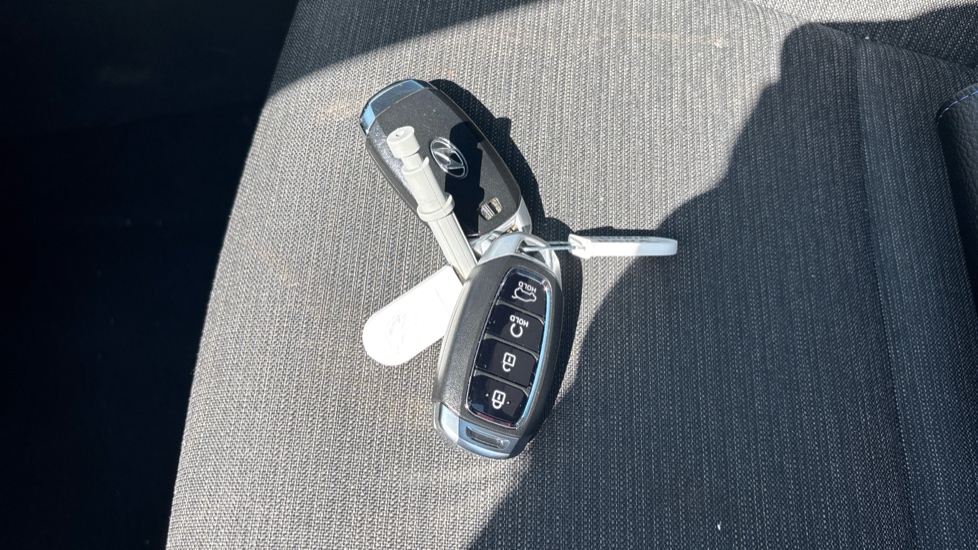 Hyundai KONA 100kW SE Connect 39kWh 5dr Auto Electric Hatchback - Image 20