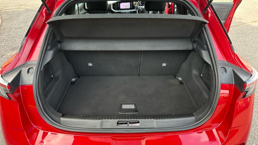 Vauxhall Mokka 100kW Ultimate 50kWh 5dr Auto Electric Hatchback - Image 4