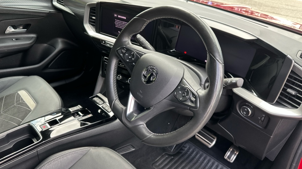 Vauxhall Mokka 100kW Ultimate 50kWh 5dr Auto Electric Hatchback - Image 11