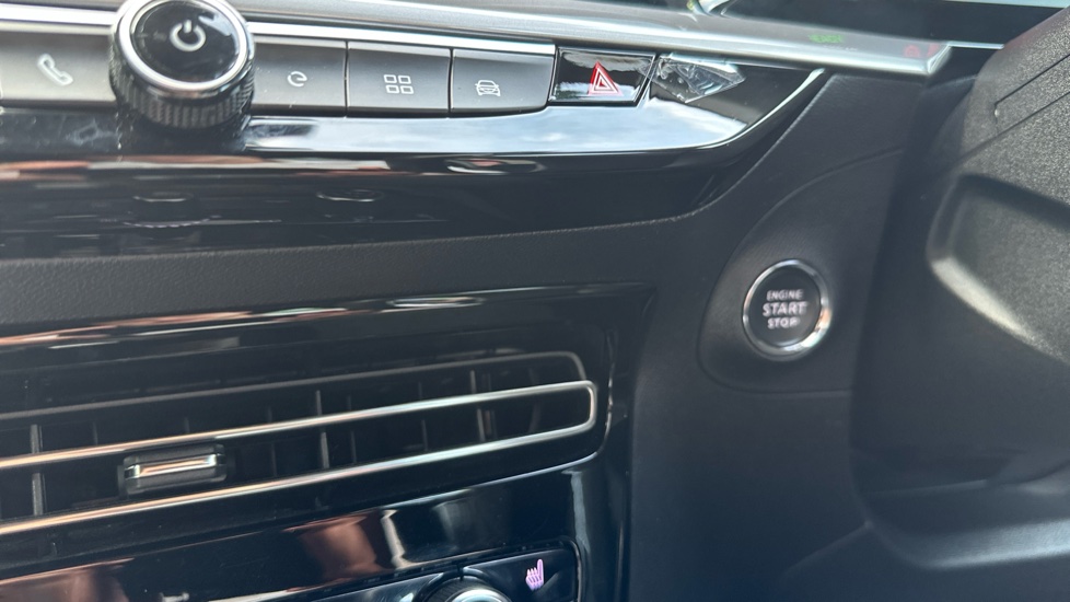 Vauxhall Mokka 100kW Ultimate 50kWh 5dr Auto Electric Hatchback - Image 33