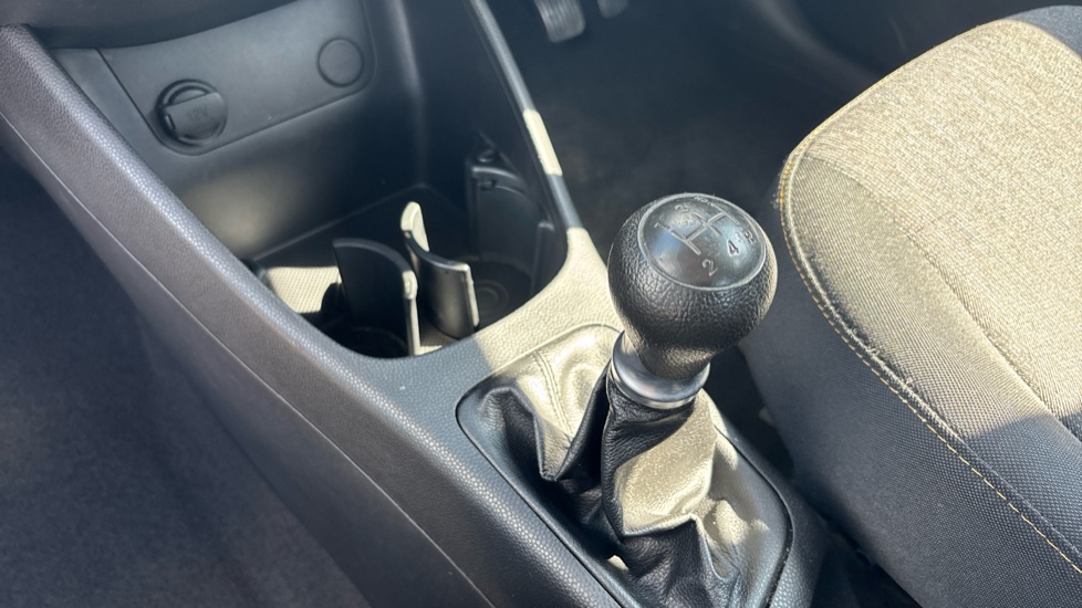 Kia Picanto 1.0 1 5dr Petrol Hatchback - Image 13