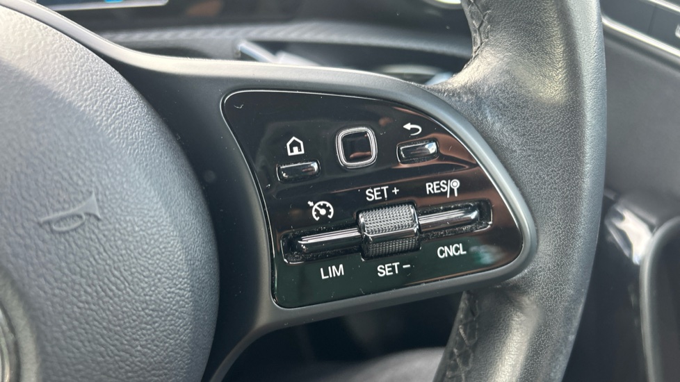 Mercedes-Benz A-Class A180 SE 5dr Petrol Hatchback - Image 28