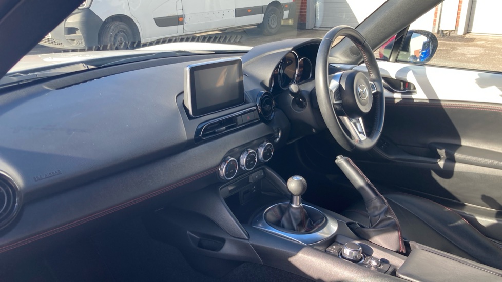 Mazda MX-5 1.5 Icon 2dr Petrol Convertible - Image 9