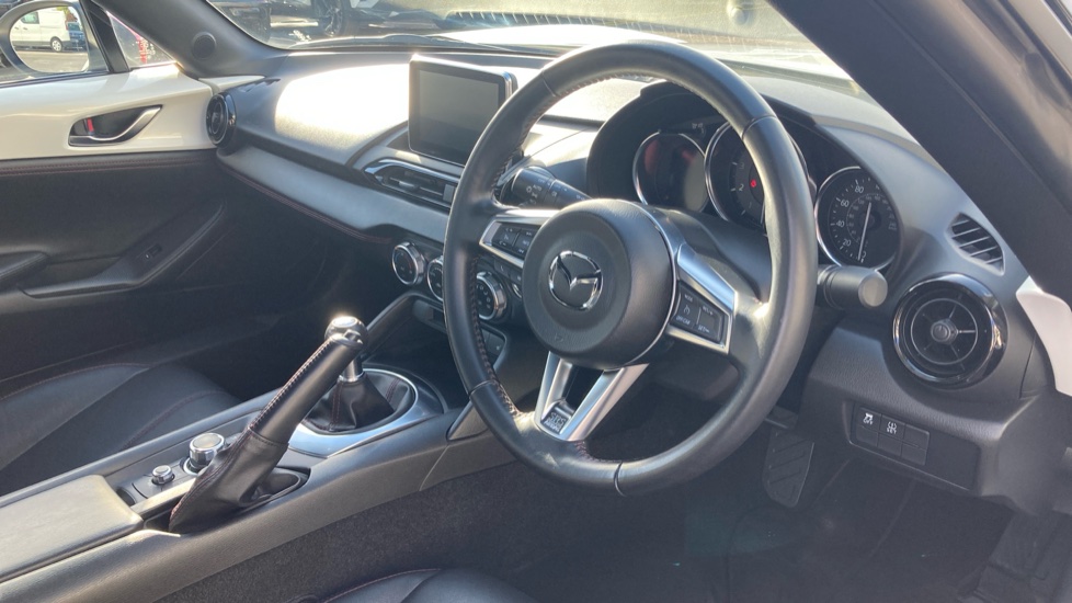 Mazda MX-5 1.5 Icon 2dr Petrol Convertible - Image 11
