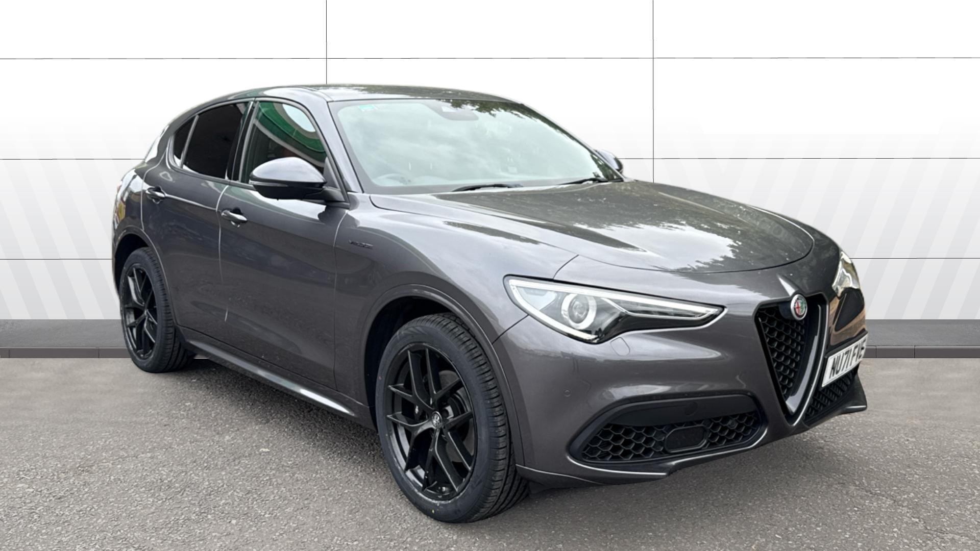 Alfa Romeo Stelvio listing photo