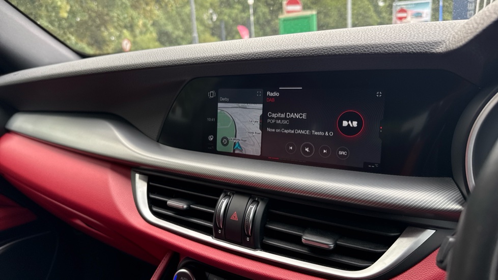 Alfa Romeo Stelvio 2.0 Turbo 280 Veloce 5dr Auto Petrol Estate - Image 12