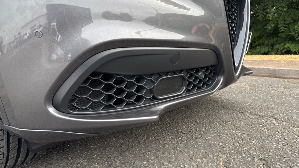 Alfa Romeo Stelvio 2.0 Turbo 280 Veloce 5dr Auto Petrol Estate - Image 24