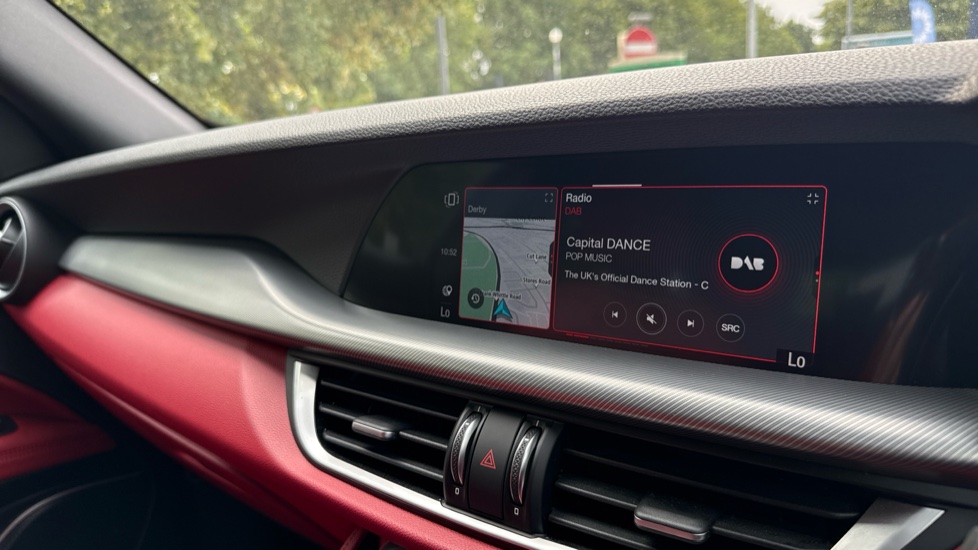 Alfa Romeo Stelvio 2.0 Turbo 280 Veloce 5dr Auto Petrol Estate - Image 38