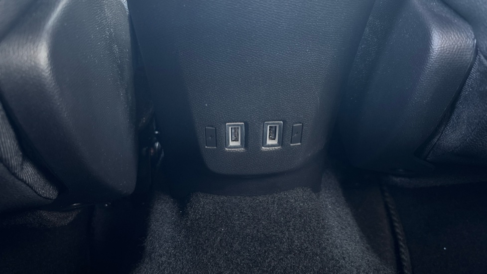 Vauxhall Mokka 100kW Ultimate 50kWh 5dr Auto Electric Hatchback - Image 21